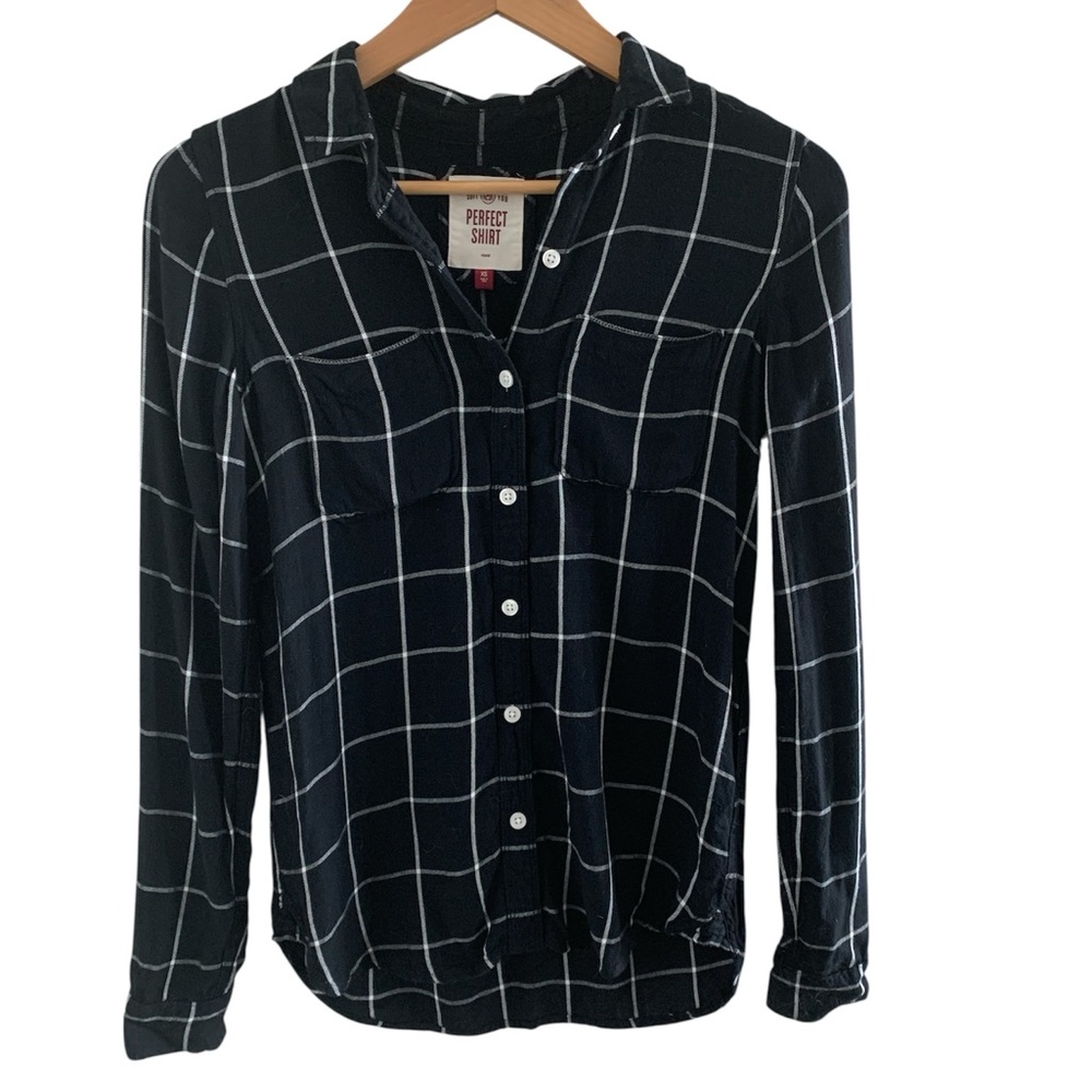 SO Black and White Plaid Button Down Shirt